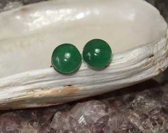 Green 6mm Aventurine Stud Type Earrings Earings Titanium Posts and Clutches Hypo Allergenic Handcrafted Vitality
