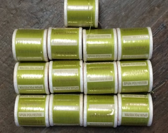 12 Green Thread / Vintage Green Thread Lot / Green Thread Lot / Thread Lot / Green Polyester Thread Lot