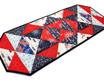Independence Day Quilted Table Runner in Red White and Blue, Parade on Main Quilt, 4th of July Quilt, Quiltsy Handmade Patchwork