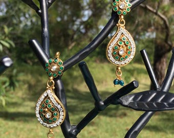 Traditional Emerald Paisley Earrings - 22k Gold Plated