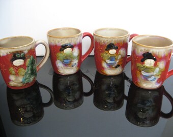 Vintage Holiday Coffee Mugs - Set of 4