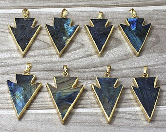 Wholesale Colorful Labradorite Arrowhead Pendant with 24k Gold Electroplated Cap and Bail (S85B9-01)