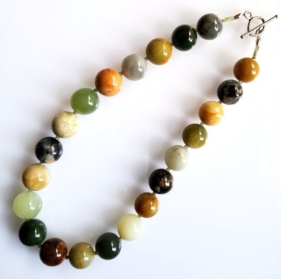 Jade Necklace, Antique New Jade Necklace, Green Necklace, Chunky Necklace, Statement Necklace