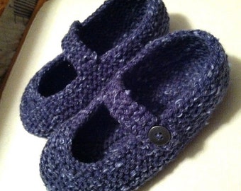 Easy Mary-Jane Slippers (PDF pattern)