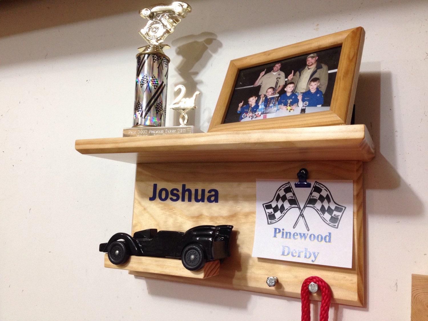 CubScout Pinewood Derby Car Display Shelf Unit 1 car