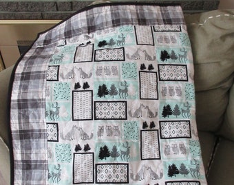Flannel Quilt, Woodland animals quilt, Women's Quilt, Flannel Blanket, Flannel Throw