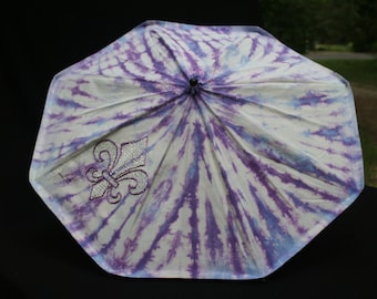 Parasol hand sewn, hand tie-dyed HEMP/silk fabric Fleur de Lis