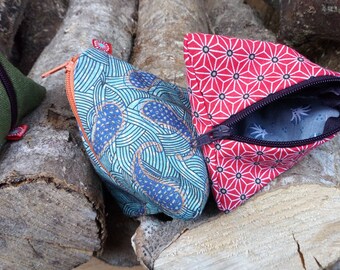 Wallet/small triangle purse