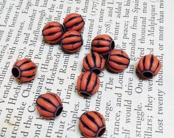Corrugated Acrylic Rounds in Orange (large hole) - 40 Pieces - #709