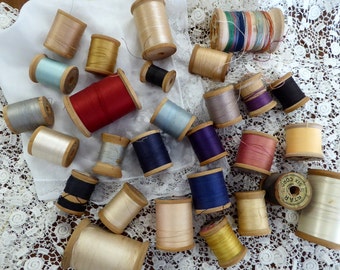 Vintage Thread Wood Spools LOT FOUR, 28 Vintage Wood Spools, Old Wood Spools with Thread