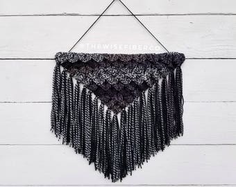 Crochet Macrame Wall Hanging, OOAK Black - Gray Yarn Tapestry, Goth Decor, Gray Wall Hanging, Black Yarn Hanging Dorm Decor, Birthday Gift