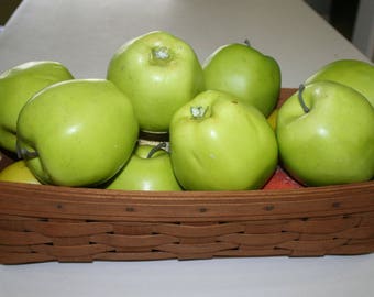 Vintage Longaberger Basket 1988