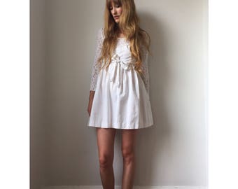 1970s White Cotton and Lace Mini Dress - XS