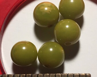 FIVE 8mm Vintage Bakelite Marbled Lime Green Beads - Drilled