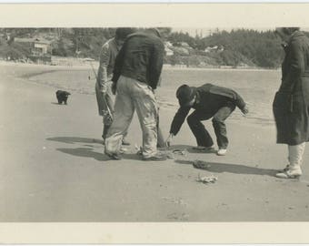 Vintage Snapshot Photo: Crabs (81634)