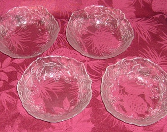 Arcoroc Cris d'Arques Durand Mallory Grapevine Cereal Bowls