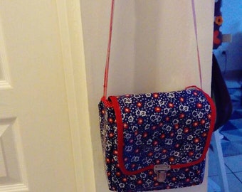 Small floral shoulder bag