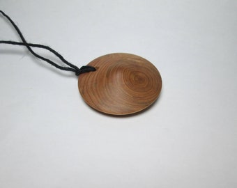 Nature jewelry: Juniper wooden pendant