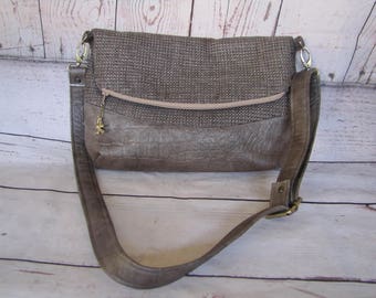 Freesia Fold over bag