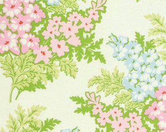 Heather Bailey's Nicey Jane, Picnic Bouquet in Cream, yard