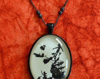 PETER PAN Necklace, pendant on chain - Silhouette Jewelry