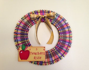 16in Teacher's Rule Crayola Crayon Wreath