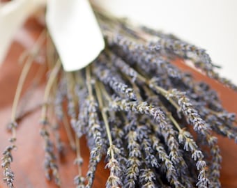 SALE! Dried Lavender Bunch, Grosso(French) Lavender, wedding decor, do-it-yourself wedding, lavender