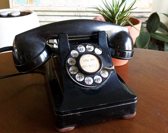 Vintage Art Deco-Style Western Electric Rotary Telephone