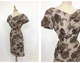 Vintage 1950s brown floral print wiggle dress - size S