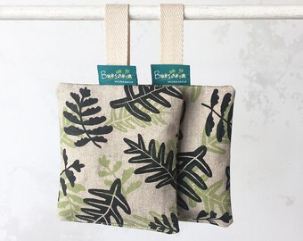 Scent sachet // Perfumed sachet // Lavender sachet // Drawer sachet // Organic sachet // Hand-printed sachet // Lavender bag