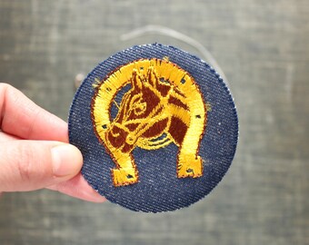 horse & horseshoe patch . 1970s vintage patch . embroidered denim iron on patch