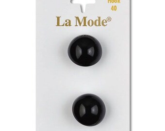 Black 3/4" button. La Mode. 2 buttons a card.