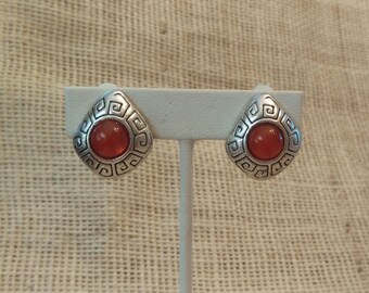 Vintage Clip On Earrings with amber like glass and silver tone metal for unpierced ears