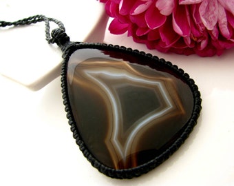 Sardonyx Necklace / Sardonyx jewelry / Classic jewelry / Black lover / Macrame necklace / Healing Stones and crystals / Christmas gift