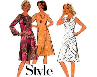 Style 4943 Womens Half Size Dress 1970s Vintage sewing pattern Size 14 1/2 Bust 37 inches