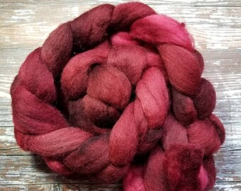 Spinning fiber corriedale combed top 100g hand dyed indie dyed spinning felting fiber combed top
