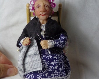 Ooak doll, 1:12 scale,handmade, miniature granny, dollhouse, polymer clay, handsculpt art doll, artist doll