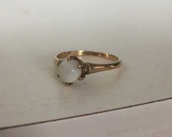 Vintage 10K Rose Gold Pearl Solitaire Ring - Size 7