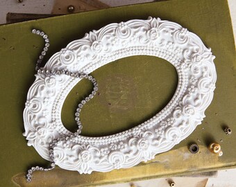 Prima Memory Hardware Resin Frames-Vincennes Regal Frame, Frank Garcia Embellishments, New Release In Stock And Ready To Ship!
