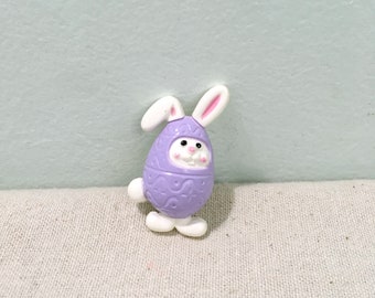 Vintage Avon Easter Bunny Pin