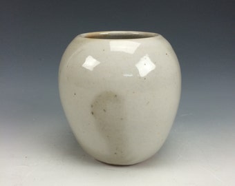 Pearl Shino White & Grey Speckled Small Ceramic Vase, Modern Home Decor, Unique Clay Bud Vessel, Centerpiece, Unique Pen Holder, Miniature
