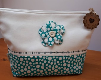 Knitting or crochet project bag/Toiletries bag
