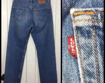 Levi's Faded Blue denim 501's 33X32, measures 32x31.5 Straight Leg button fly Jeans made in USA Boyfriend #273