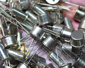 5 Vintage Transistors