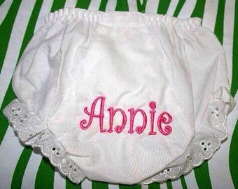 Personalized Baby Bloomers / Monogrammed Baby Bloomers / Baby Bloomers with Name / Baby Girl Bloomers / Embroidered Bloomers for Baby Girl