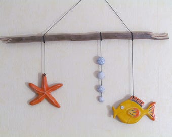 Hanging wall fish and starfish