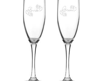 Swirl Heart Bride and Groom Wedding Flutes