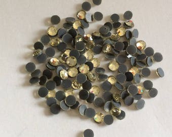 Set of 10 grams of fusible 5 mm Crystal rhinestones