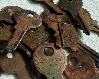 15 Hand Patinated Vintage Keys