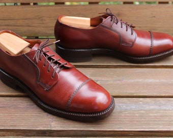 Vintage 1980 « le Hartt chaussure » Captoe canonnière Bluchers/Oxford, Full Grain cuir Bordeaux, Goodyear à trépointe, 9,5 hommes AA/A, fabriqué au Canada